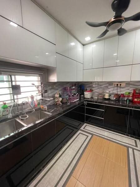 3-storey Terraced House for Sale in Iskandar Puteri (Nusajaya) (Johor) - Caryn Ter - Kitchen - PropertyGuru.com.my