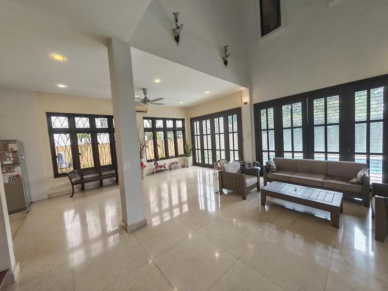 Bungalow House for Sale in Taman Overseas Union (Taman Oug) (Jalan Klang Lama (Old Klang Road)) - Bobo Lee - Living Room - PropertyGuru.com.my
