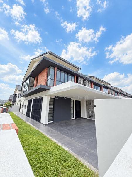 2-storey Terraced House for Sale in Elmina (Shah Alam) - Lucas Loh - Exterior - PropertyGuru.com.my