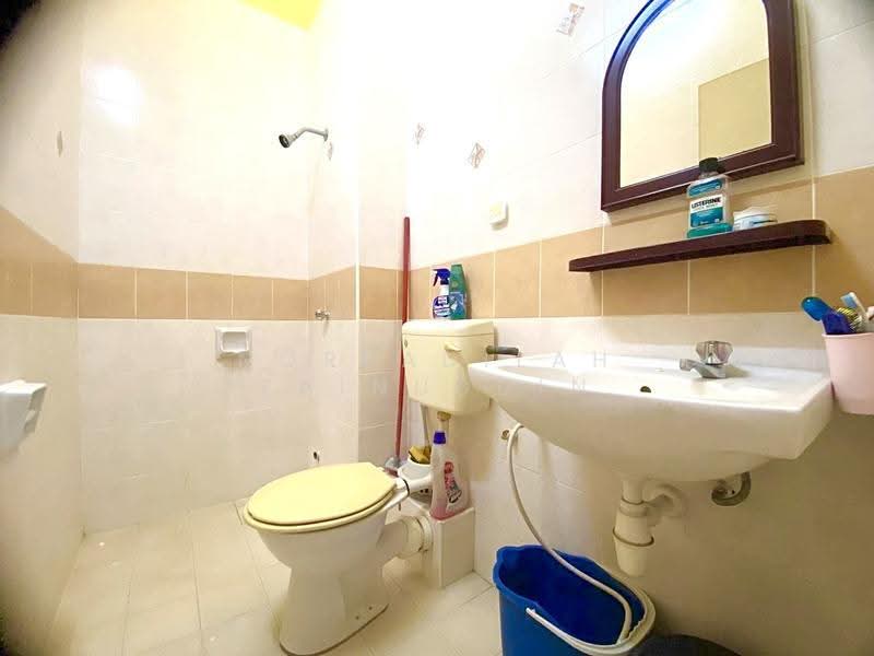 2-storey Terraced House for Sale in Setia Impian (Setia Alam) - NORFADILAH ZAINUDDIN - Bathroom - PropertyGuru.com.my