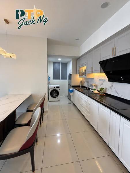 Service Residence for Rent at Woodsbury Suites - Jack Ng - Kitchen - PropertyGuru.com.my