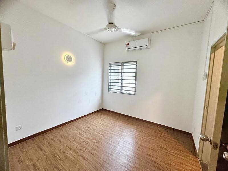 Rumah Teres 2-Tingkat untuk Dijual di Bukit Rahman Putra (Sungai Buloh) - NORFADILAH ZAINUDDIN - Interior - PropertyGuru.com.my