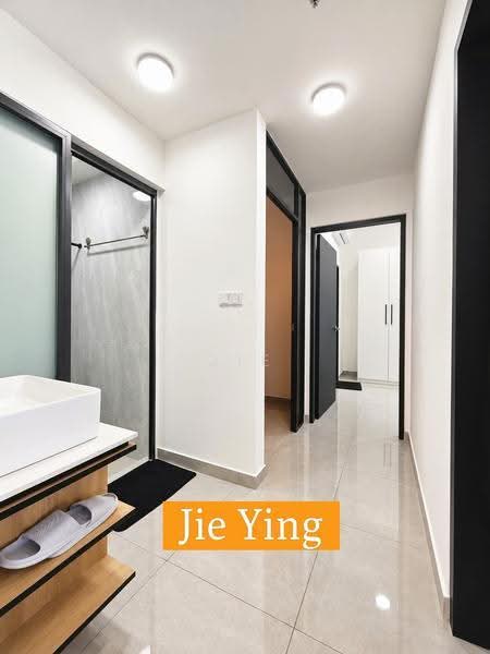 Kediaman Servis untuk Disewa di Savana @ Utropolis - Jie Ying - Corridor - PropertyGuru.com.my