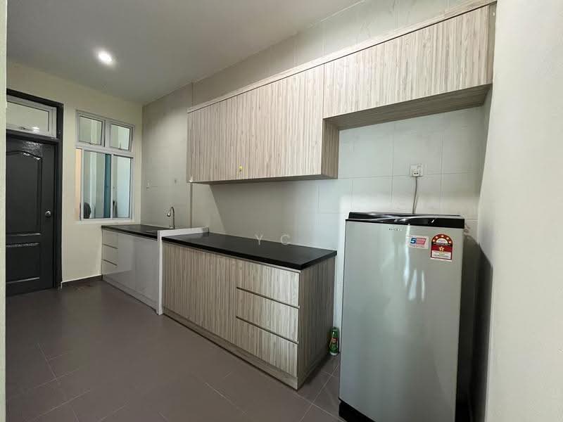 Apartment for Rent at The Senai Garden – Phase 2 - YC Fung - Kitchen - PropertyGuru.com.my