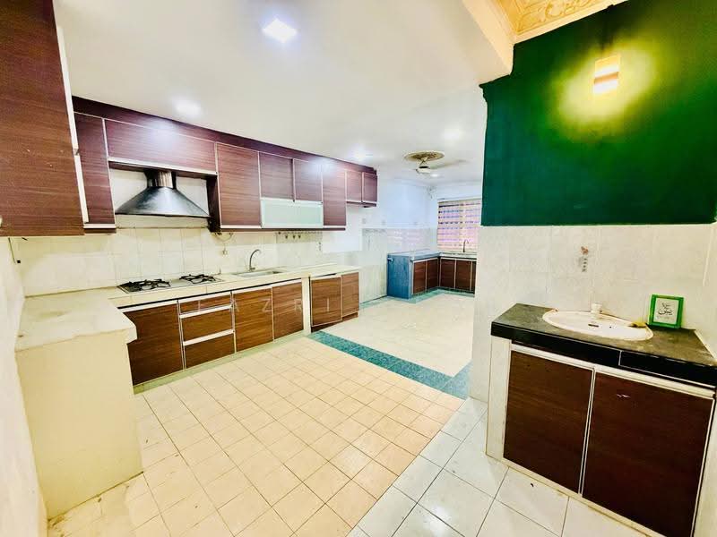 2-storey Terraced House for Sale in Taman Cahaya Alam (Shah Alam) - Fazri Omar - PropertyGuru.com.my