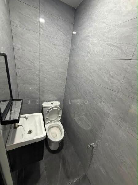 Rumah Teres 1-Tingkat untuk Dijual di Taman Universiti (Skudai) - John Leong - Bathroom - PropertyGuru.com.my