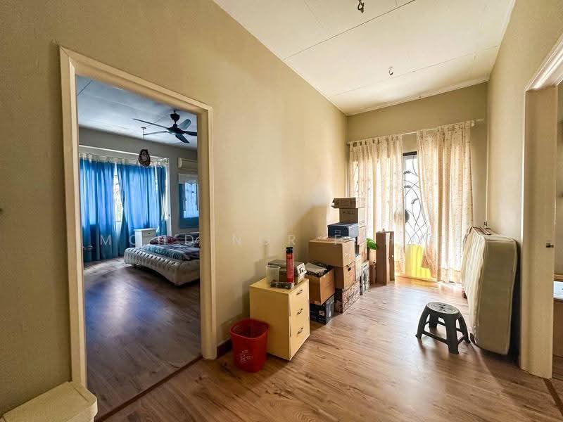 2-storey Terraced House for Sale in Taman Kelana Idaman (Ara Damansara) - Mohd Nor Fahmi - PropertyGuru.com.my