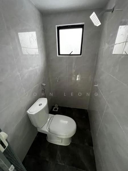 Rumah Teres 2-Tingkat untuk Dijual di Bandar Baru Permas Jaya (Permas Jaya) - John Leong - Bathroom - PropertyGuru.com.my