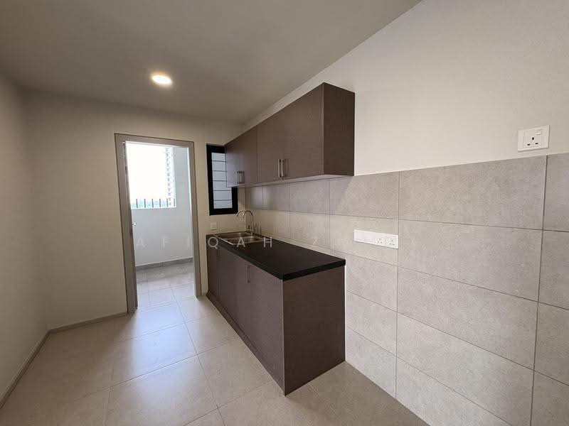 Service Residence for Rent at Melawati : Park One - Afiqah zaidi - Kitchen - PropertyGuru.com.my