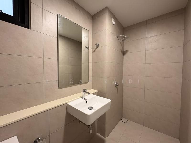 Service Residence for Rent at Melawati : Park One - Afiqah zaidi - Bathroom - PropertyGuru.com.my