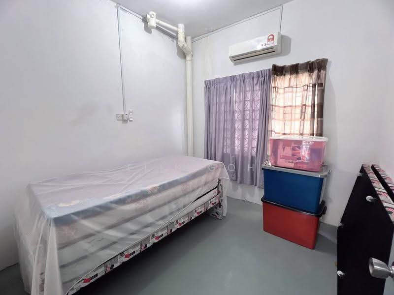 Townhouse for Sale in Cheng (Melaka) - Elin Goh - Bedroom - PropertyGuru.com.my
