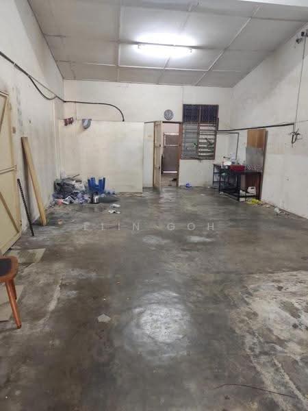 Shop for Sale in Bukit Rambai (Melaka) - Elin Goh - Interior - PropertyGuru.com.my
