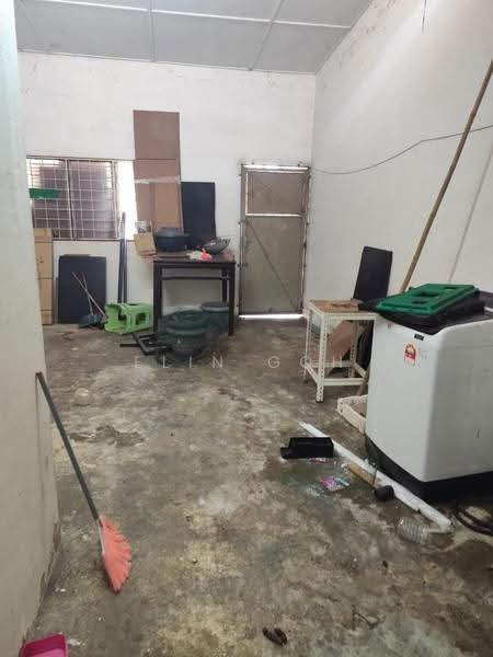 Shop for Sale in Bukit Rambai (Melaka) - Elin Goh - Interior - PropertyGuru.com.my