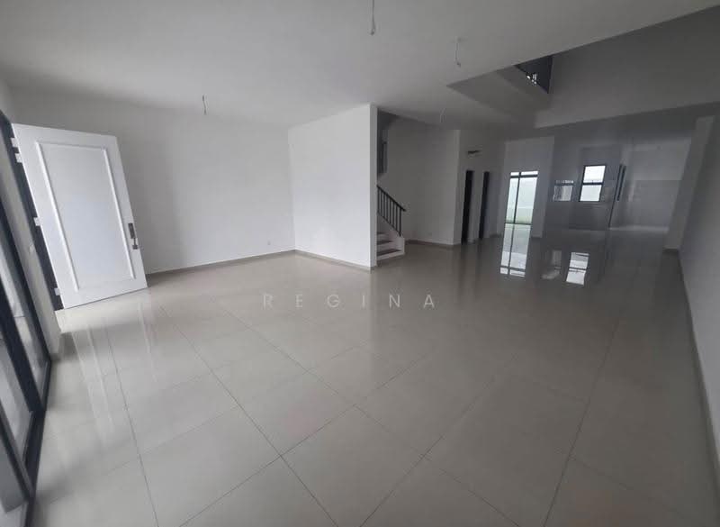 Cluster House for Sale in Eco Botanic 3 (Iskandar Puteri (Nusajaya)) - Regina Khor - Living Room - PropertyGuru.com.my