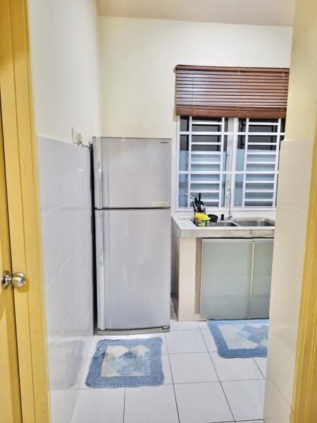 Townhouse for Rent in Taman Sri Kejora (Kajang) - Erin Yusof - Kitchen - PropertyGuru.com.my