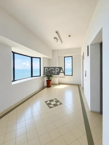 Condominium for Sale at Seaview Garden - Cheryl Chng - Corridor - PropertyGuru.com.my