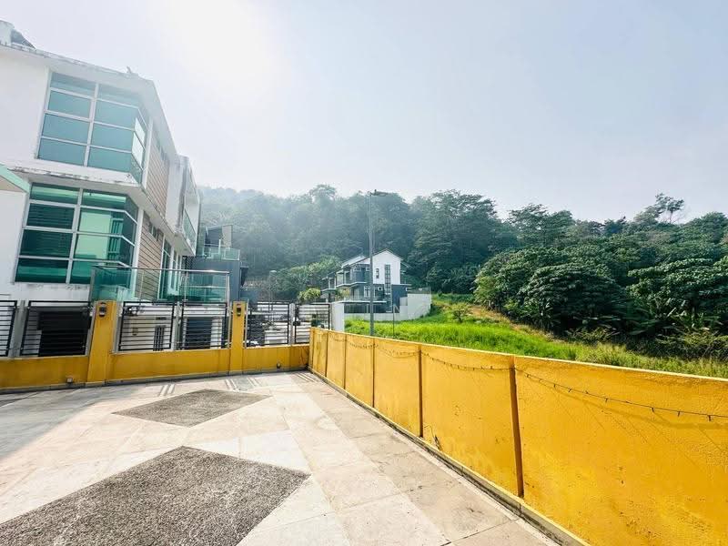 Semi-Detached House for Rent in Taman Tun Dr Ismail (Kuala Lumpur) - Erin Yusof - PropertyGuru.com.my