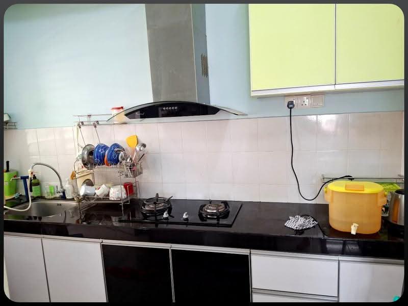 Apartment for Sale at 162 Residency - Henry Lim - Kitchen - PropertyGuru.com.my