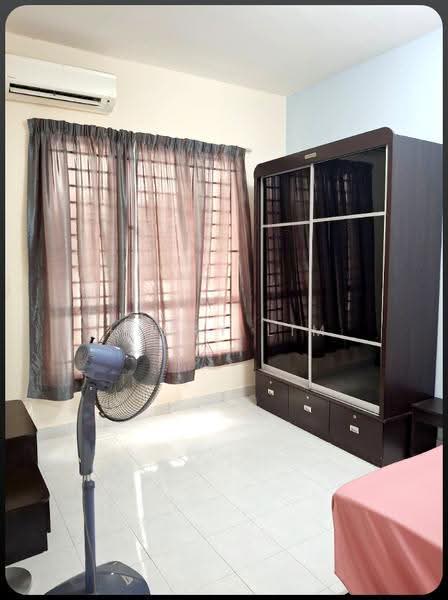 Apartment for Sale at 162 Residency - Henry Lim - Bedroom - PropertyGuru.com.my