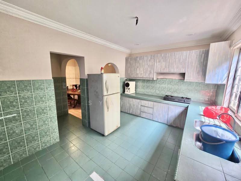 Rumah Teres untuk Dijual di Shah Alam (Selangor) - Syafiq Sharifudin - Kitchen - PropertyGuru.com.my