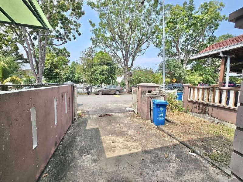 Rumah Teres untuk Dijual di Shah Alam (Selangor) - Syafiq Sharifudin - Exterior - PropertyGuru.com.my