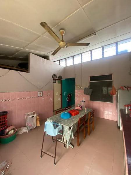 Rumah Teres 1-Tingkat untuk Dijual di Taman Sijangkang Jaya (Telok Panglima Garang) - Hafiz Yaacob - Dining Room - PropertyGuru.com.my