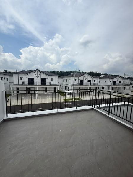 Cluster House for Rent in Taman Ekoflora (Johor Bahru) - Hong Charng Lee - Exterior - PropertyGuru.com.my