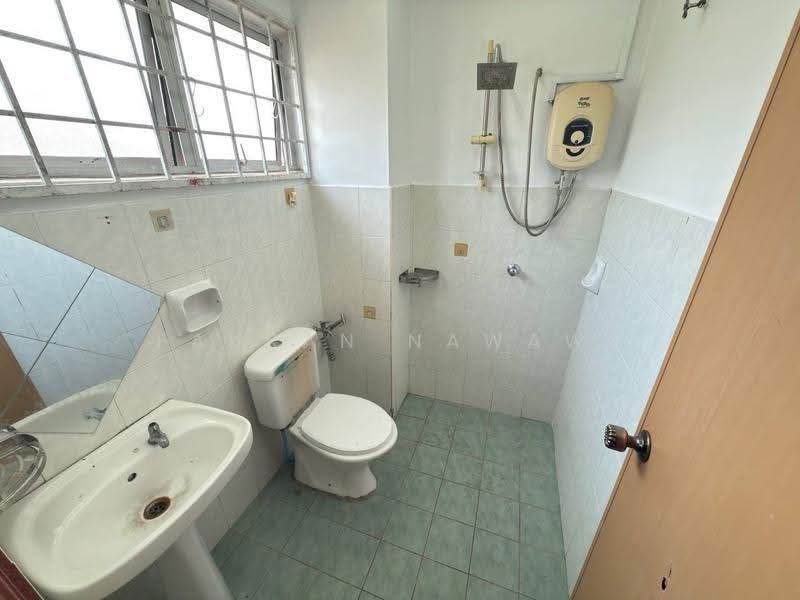2-storey Terraced House for Sale in Jenjarom (Selangor) - Fauran Nawawi - PropertyGuru.com.my