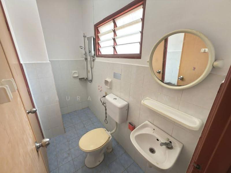 2-storey Terraced House for Sale in Jenjarom (Selangor) - Fauran Nawawi - PropertyGuru.com.my