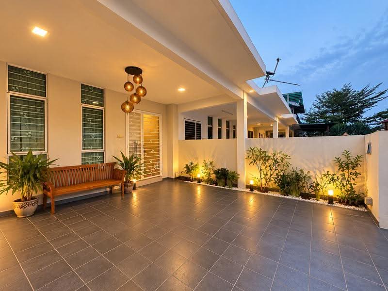 Rumah Teres 2-Tingkat untuk Dijual di Bandar Baru Bangi (Selangor) - Mohd Faizal - Exterior - PropertyGuru.com.my