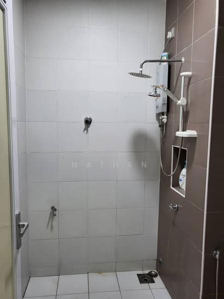 Rumah Kluster untuk Dijual di Taman Adda Heights (Tebrau) - Nathan Chan - Bathroom - PropertyGuru.com.my