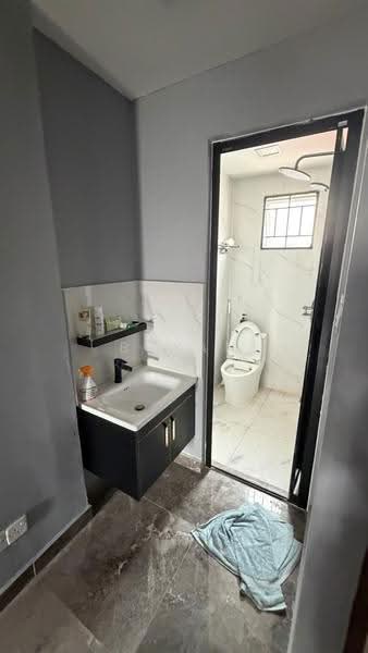 2-storey Terraced House for Sale in TAMAN PUCHONG UTAMA (Puchong) - Bryan Cho - Bathroom - PropertyGuru.com.my