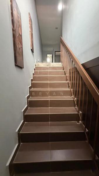 2-storey Terraced House for Sale in TAMAN PUCHONG UTAMA (Puchong) - Bryan Cho - Corridor - PropertyGuru.com.my
