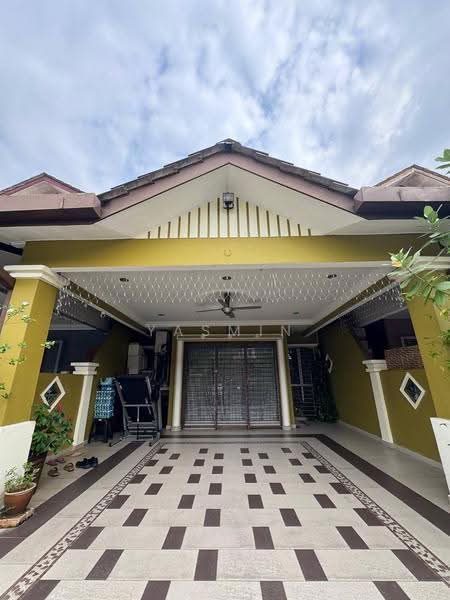 Rumah Teres 2-Tingkat untuk Dijual di Seksyen 23 (Shah Alam) - Yasmin Sulaiman - Exterior - PropertyGuru.com.my