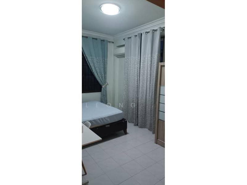 Pangsapuri untuk Disewa di Desa Permai Indah Apartment - Leong . - Bedroom - PropertyGuru.com.my