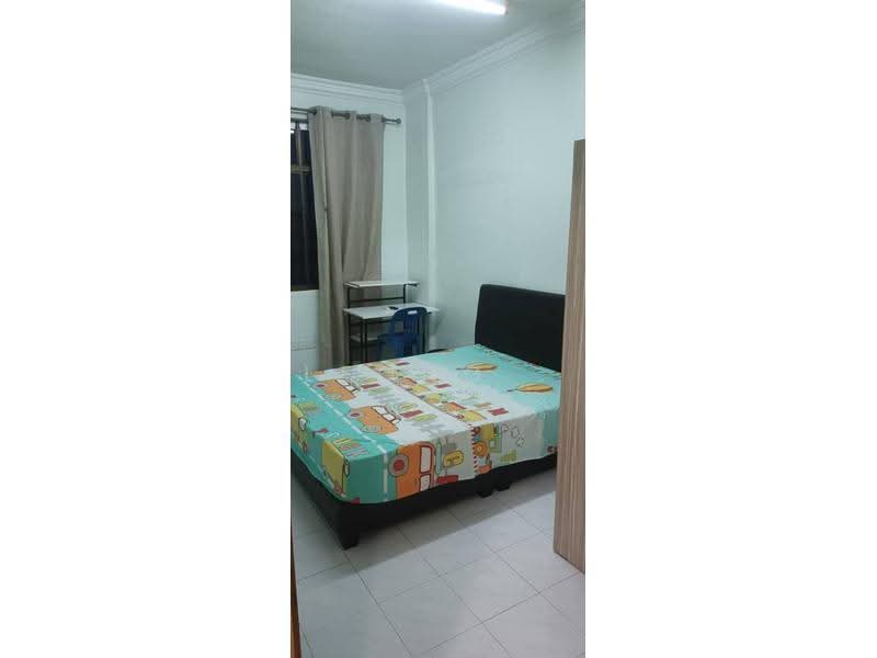 Pangsapuri untuk Disewa di Desa Permai Indah Apartment - Leong . - Bedroom - PropertyGuru.com.my