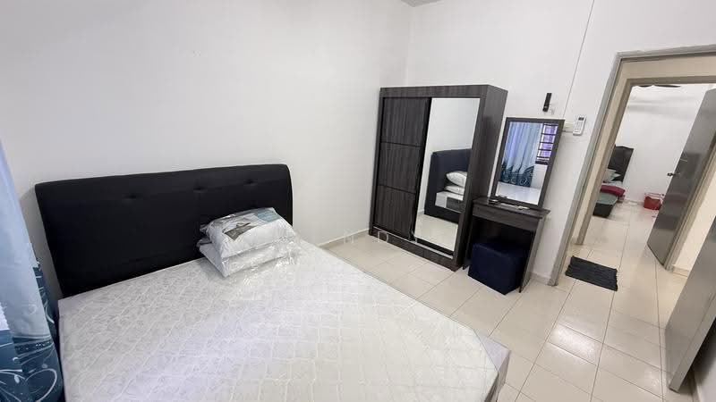 Pangsapuri untuk Disewa di Villa Krystal @ Bandar Selesa Jaya - Wendy Gan - Bedroom - PropertyGuru.com.my