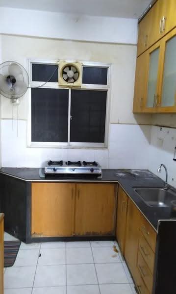 Apartment for Sale at Mutiara Heights - Leong . - Kitchen - PropertyGuru.com.my