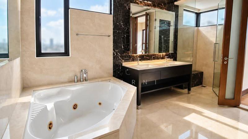 Kondominium untuk Dijual di The Binjai on the Park - muharni sawarin - Bathroom - PropertyGuru.com.my