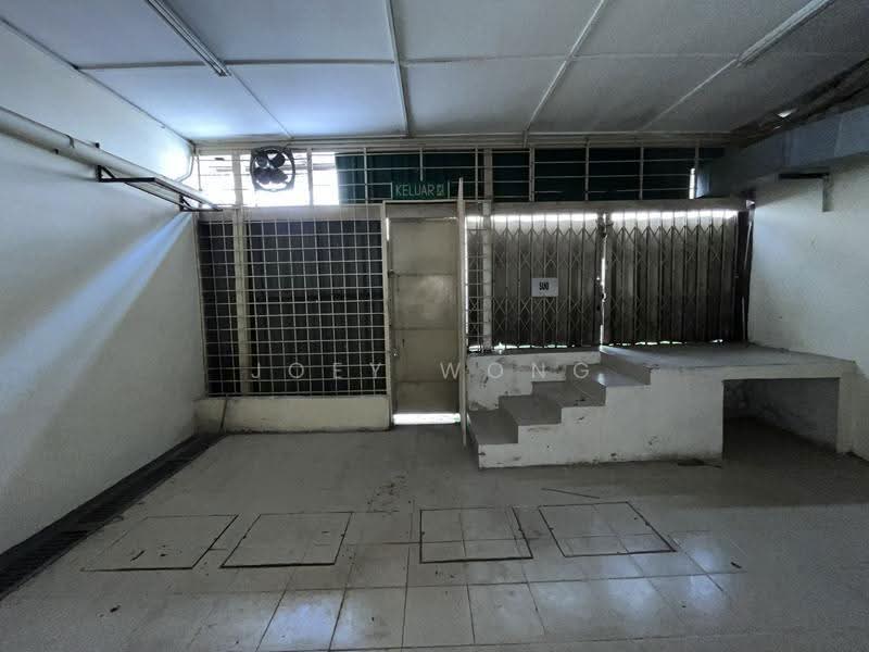 Kedai untuk Disewa di Taman Lian Hoe (Kuchai Lama) - Joey Wong - Entrance - PropertyGuru.com.my