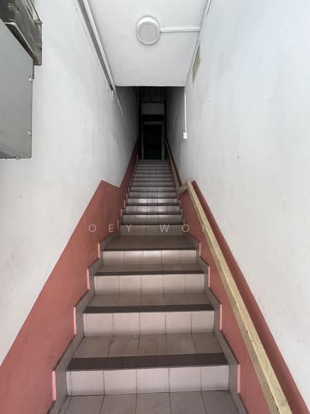Kedai untuk Disewa di Taman Lian Hoe (Kuchai Lama) - Joey Wong - Corridor - PropertyGuru.com.my