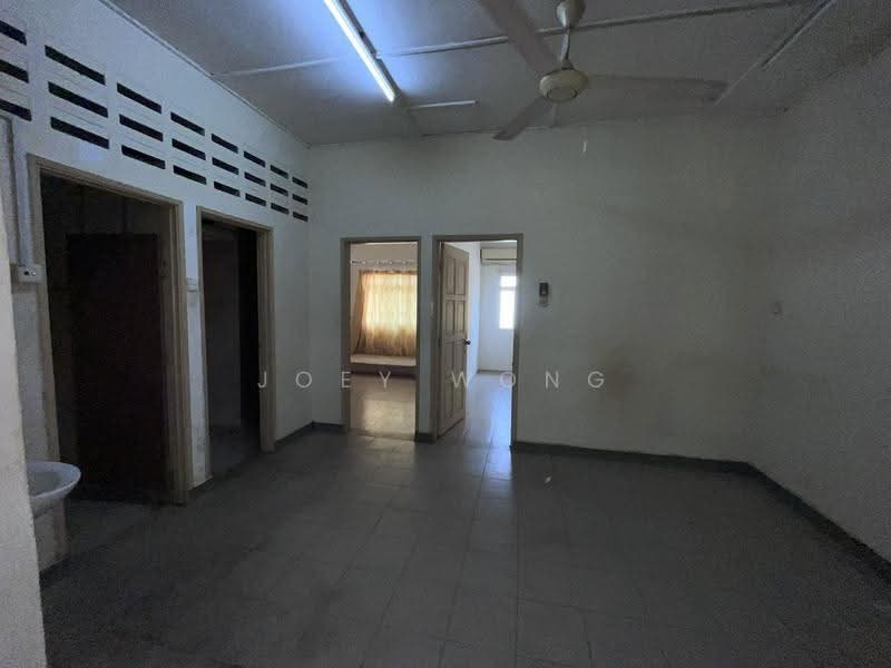 Kedai untuk Disewa di Taman Lian Hoe (Kuchai Lama) - Joey Wong - Interior - PropertyGuru.com.my