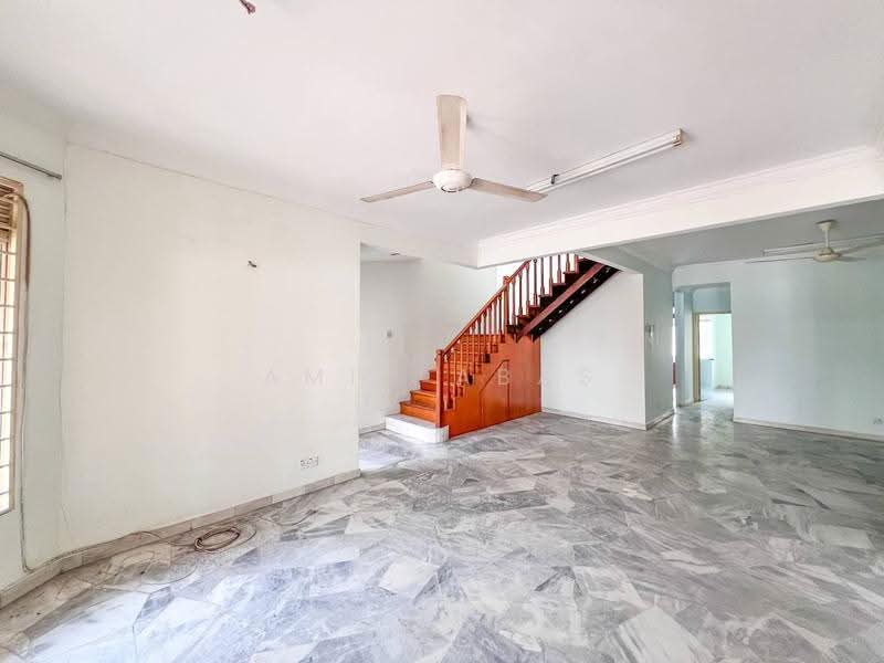 2-storey Terraced House for Sale in Cheras (Kuala Lumpur) - Amir Abas - Living Room - PropertyGuru.com.my