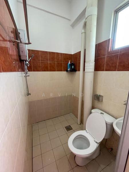 Pangsapuri untuk Disewa di Relau Vista Apartment - Arvind Lee - Bathroom - PropertyGuru.com.my