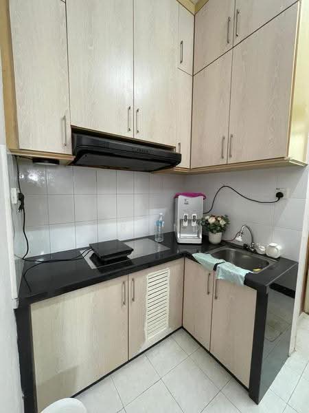 Pangsapuri untuk Disewa di Relau Vista Apartment - Arvind Lee - Kitchen - PropertyGuru.com.my