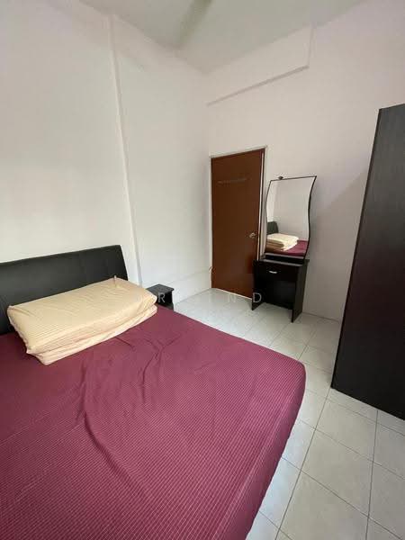 Pangsapuri untuk Disewa di Relau Vista Apartment - Arvind Lee - Bedroom - PropertyGuru.com.my