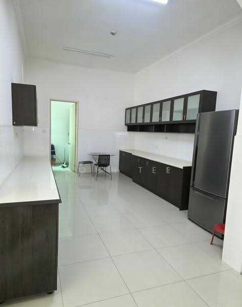 2-storey Terraced House for Sale in Setia Damai (Setia Alam) - John Tee - Kitchen - PropertyGuru.com.my