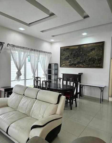 2-storey Terraced House for Sale in Setia Damai (Setia Alam) - John Tee - Living Room - PropertyGuru.com.my