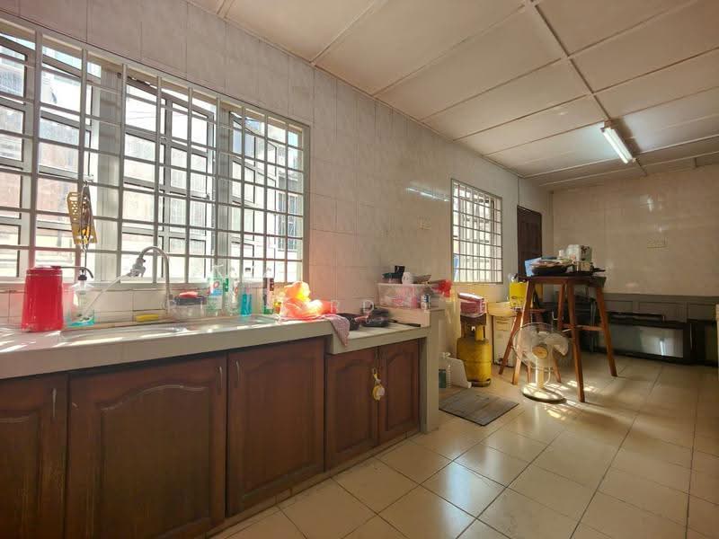 2-storey Terraced House for Sale in SS2 (Petaling Jaya) - Richard Liew - Kitchen - PropertyGuru.com.my