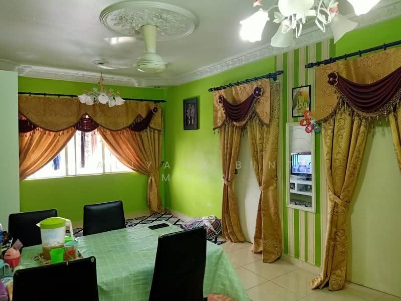Flat for Sale at Seri Aman Apartment - Faliyana binti Muda - PropertyGuru.com.my